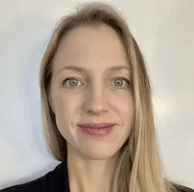 Lindsey Holiday, MA